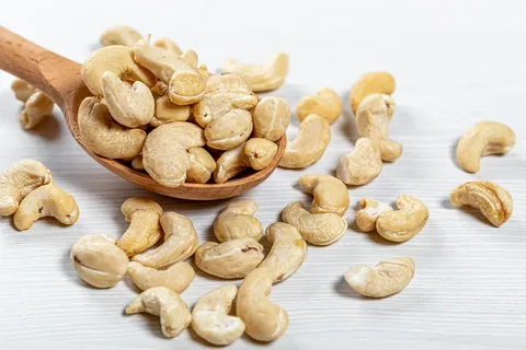 Cashew Nuts Are Advantageous For Men And Women.