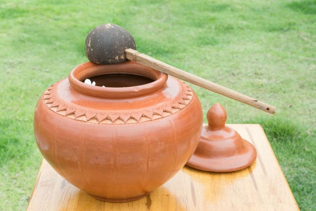 The Amazing Health Benefits of Drinking Water from an Earthen Pot