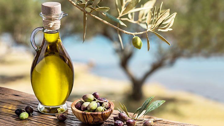 diet-for-excellent-skin-care-oil-is-an-essential-ingredient