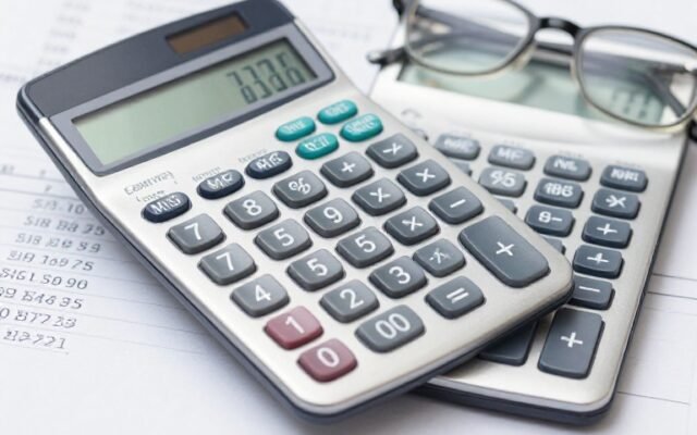 Break even calculator chart showing revenue crossing total costs